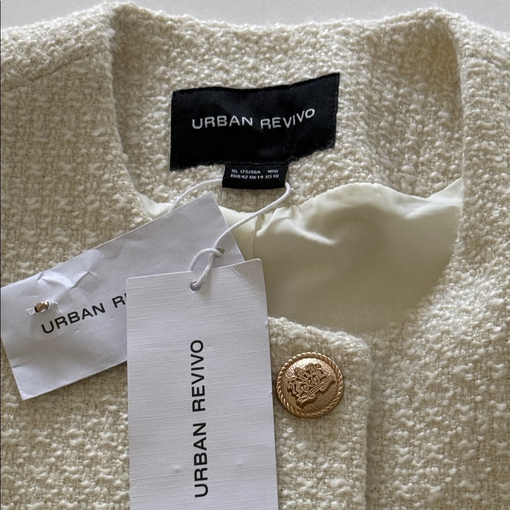 URBAN REVIVO || Chic Cream Women's Cropped Blazer with Gold Buttons. Sz. XL - Picture 12 of 16